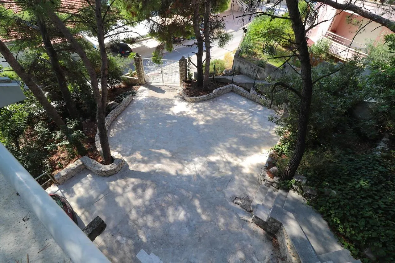 Apartment Casa De Verano - Penthouse In Villa With The Private Garden Trogir Croatia