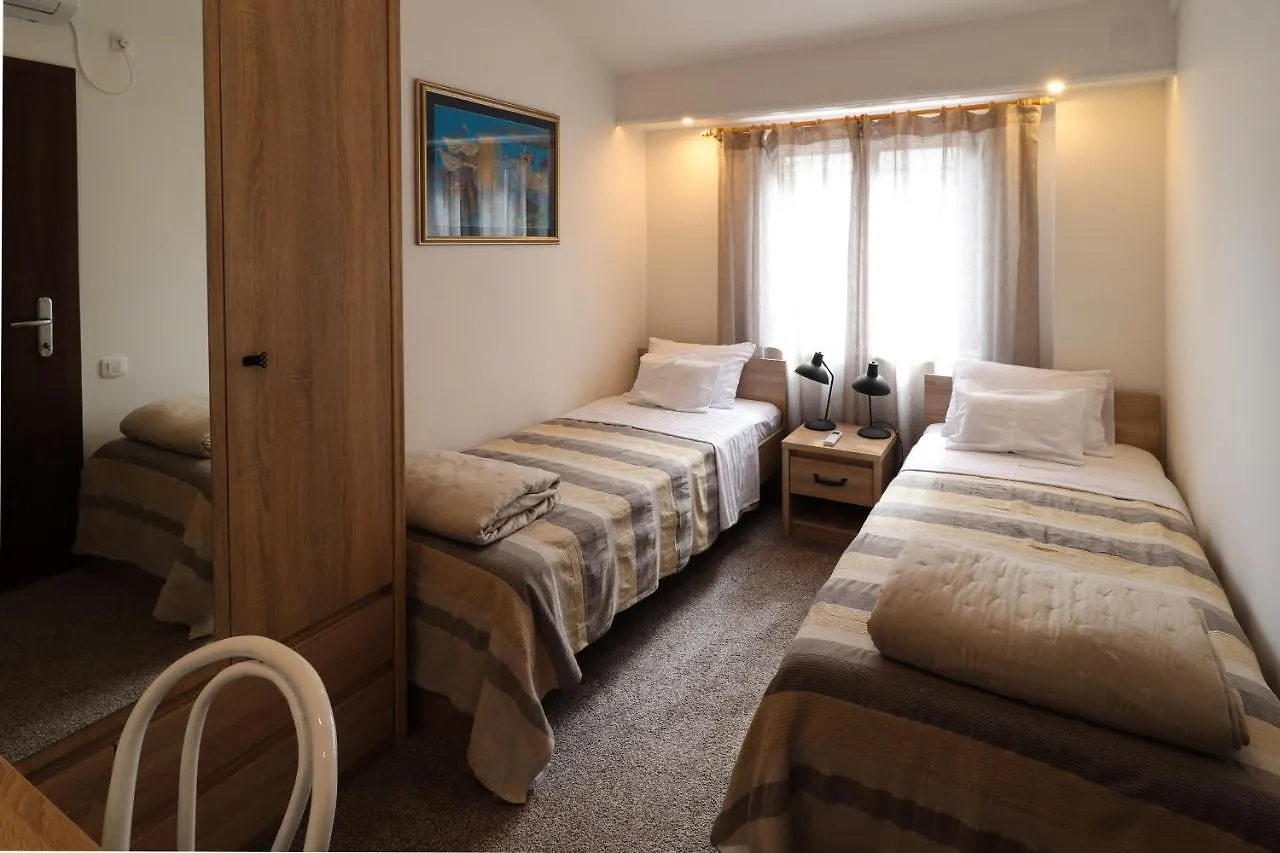 Casa De Verano - Penthouse In Villa With The Private Garden Trogir Apartment