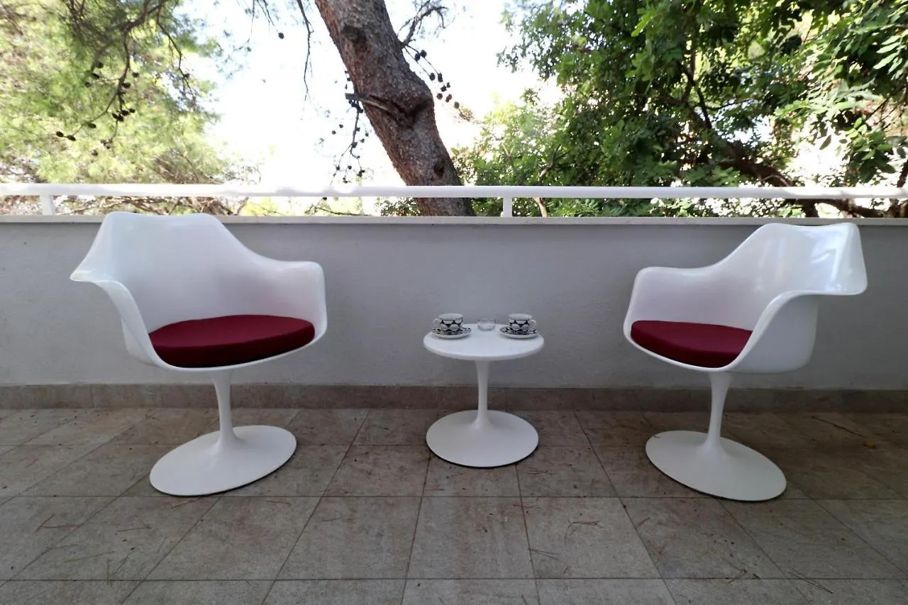 Casa De Verano - Penthouse In Villa With The Private Garden Trogir 0*,