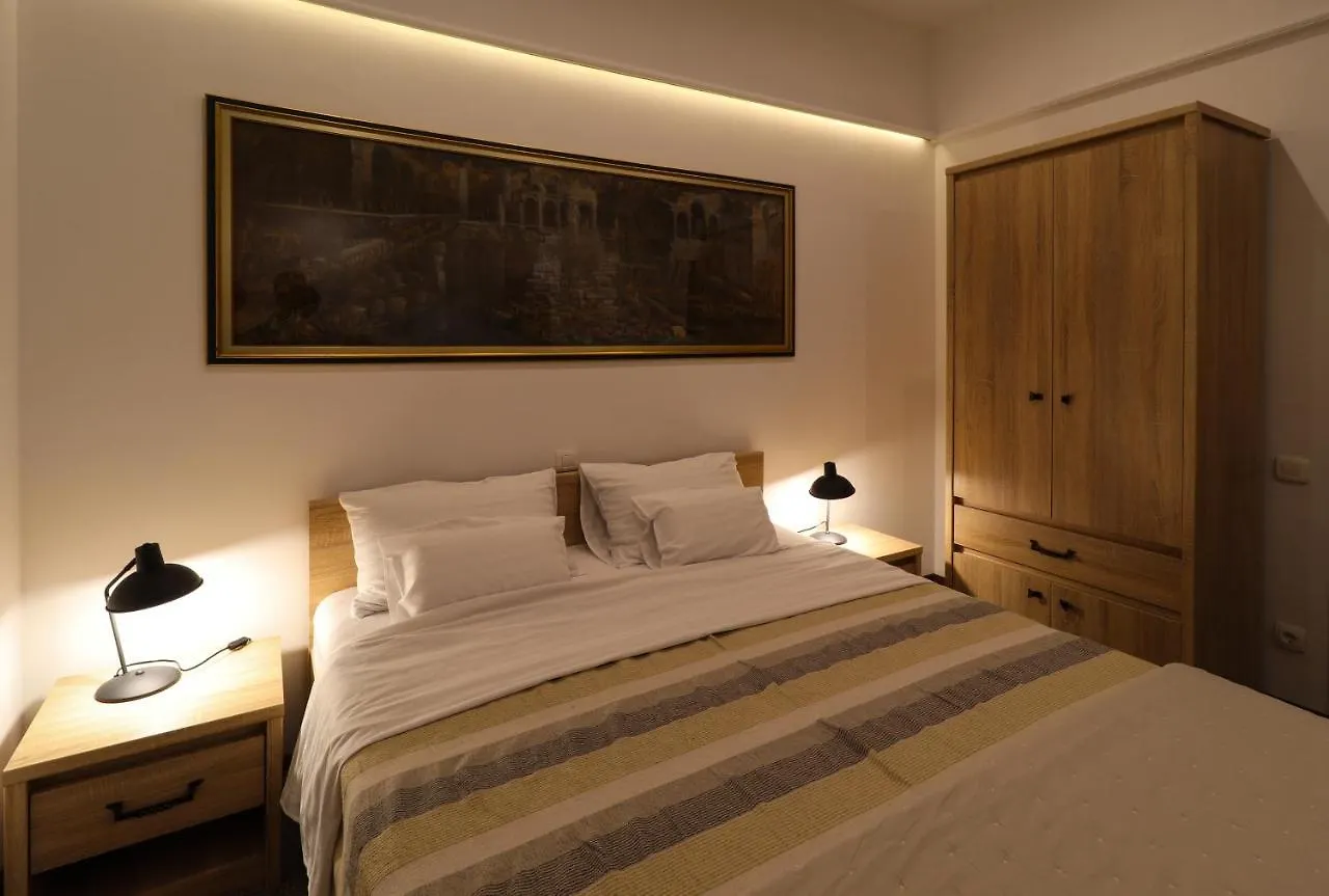 Casa De Verano - Penthouse In Villa With The Private Garden Trogir Apartamento